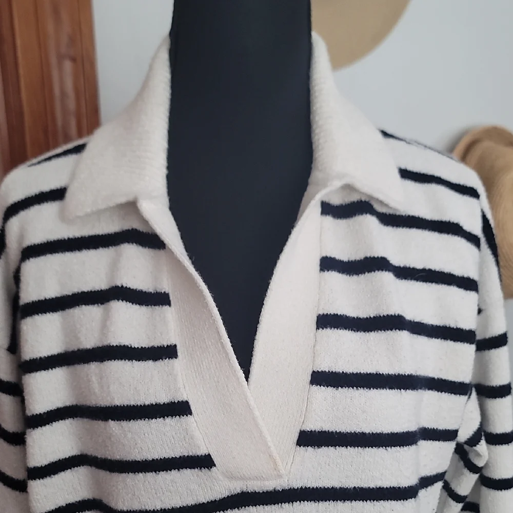 LOFT Black  and White Striped V-Neck Sweater - Picture 5 of 11